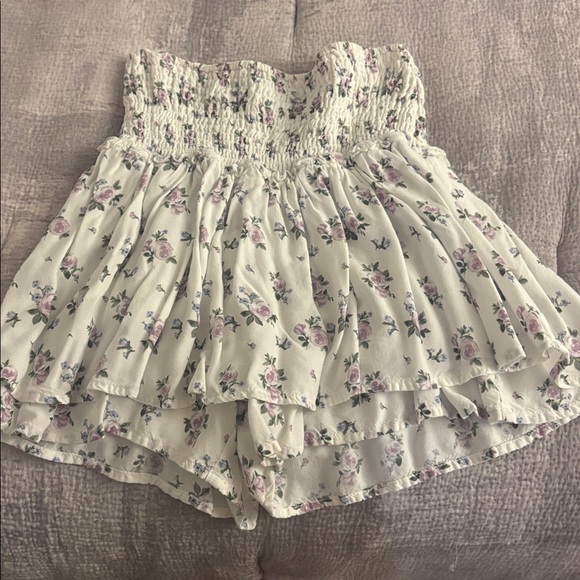 MATCHING SET: Hollister 2-Piece Smocked Floral Top/Skort Set - Picture 5 of 8